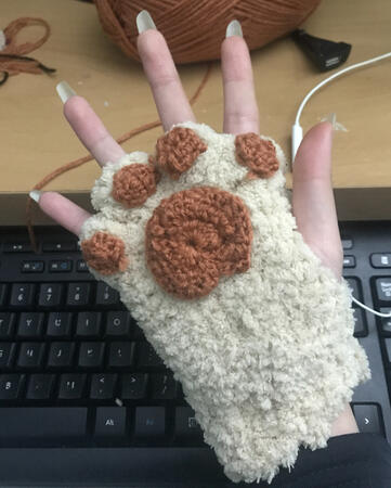 cat paw gloves!